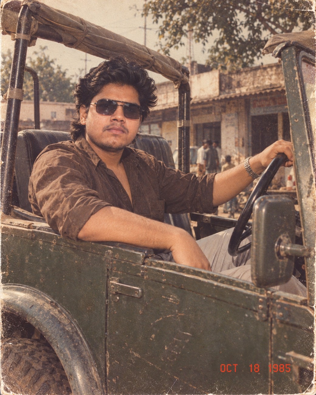 1980s Vintage Jeep — Male Photo Prompt